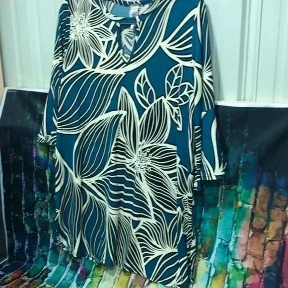 Cr’epas brand size‎ medium top/blouse/swim cover - Picture 1 of 9